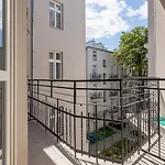 Studio Apartment With Balcony - Starowislna 41
