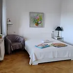 A Cosy Private Room In The Heart Of Old Podgorze