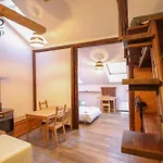 Klasyczny Apartament Obok Wawelu Old Town