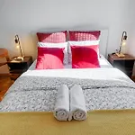 Old Town Parkview Apartment