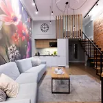 Arts Apartments - Krakow Old Town