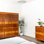 Modern House In Old Town Numero 7