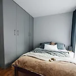 Modern Flat By The River In Kazimierz Podgorze