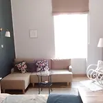 Dominique Apartment