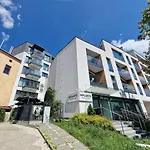 Unique Studio Apartment With 2 Balconies With Wawel Castle And City Views