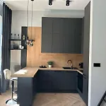 Old Town Charm & Chic By Downtown Apartments