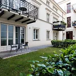 Atrium - Old Town Luxury Apartments - By Upstairs