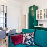 Apartament Deluxe Old Town Sw. Krzyza Wawelofts