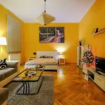 Spacious Apartment In The Heart Of Krakow