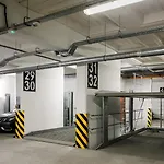 Ariańska 6 Apartments by LET\'S KRAKOW