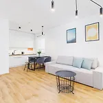 Apartments Supernova Near Tauron Arena By Noclegi Renters
