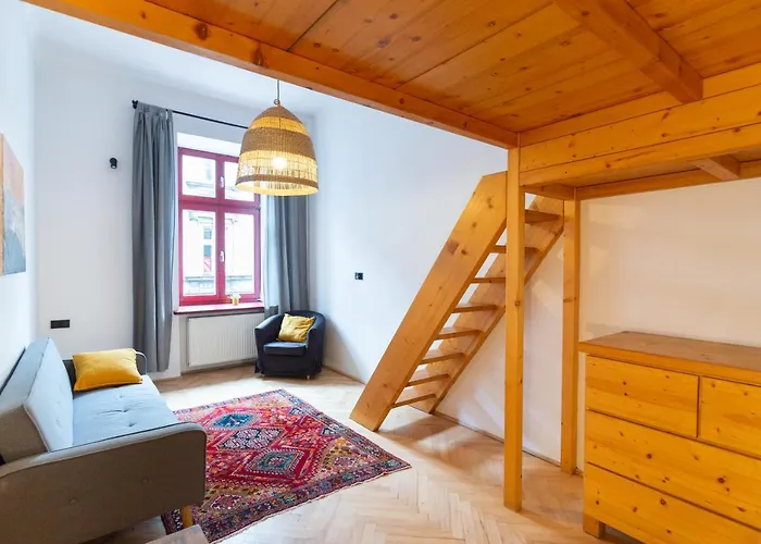 Artistic&Cozy In The Old Town