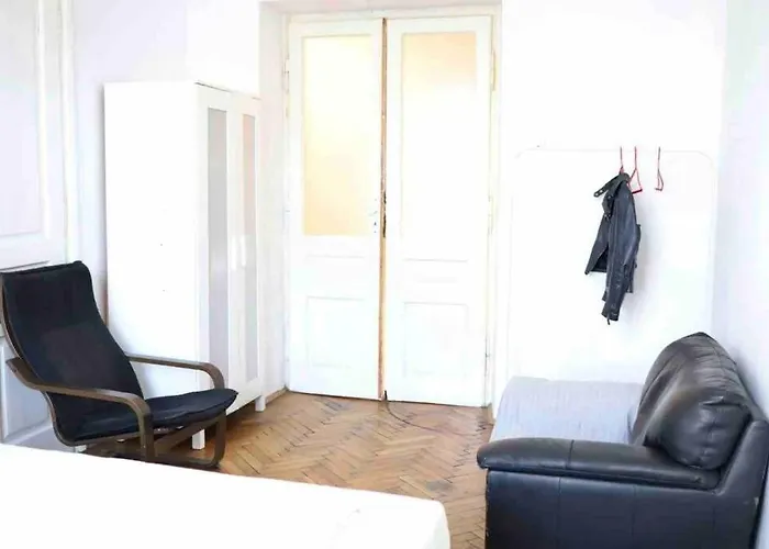 Soltyka 5 Rooms Apartment