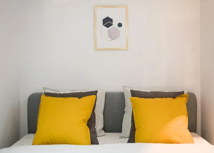 Cosy Apartment In Perfect Location