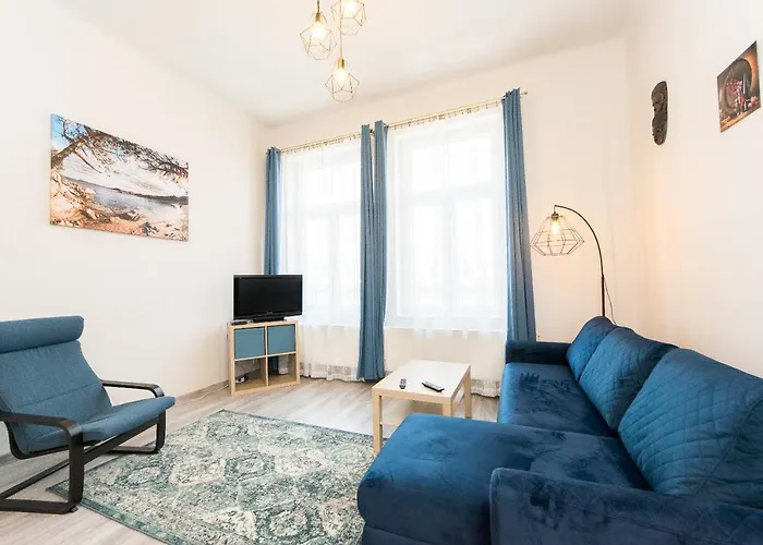 Mariacki Church 3-Rooms P4You Pl
