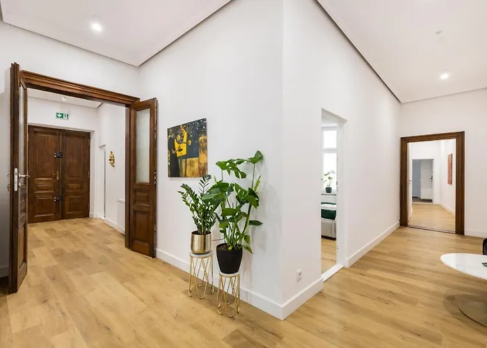 Oro Apartments