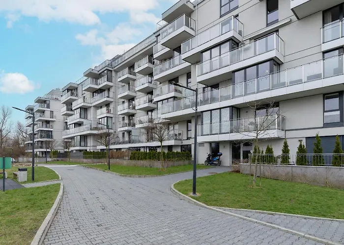 Spacious Studio With Balcony Zablocie Krakow By Noclegi Renters