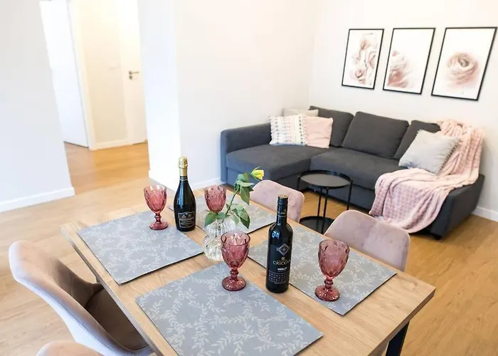 Nowoczesny Apartament Dabska Arena / Parking