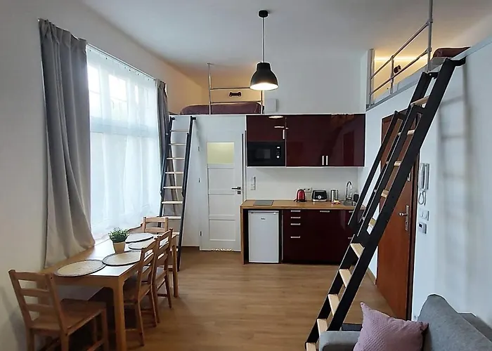 Old Town Stage Apartment One