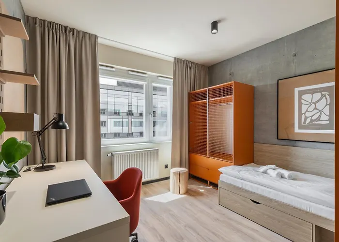 Nextdoor Apartments