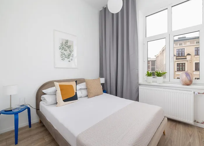 2 Bedroom Apartment - Dluga 65