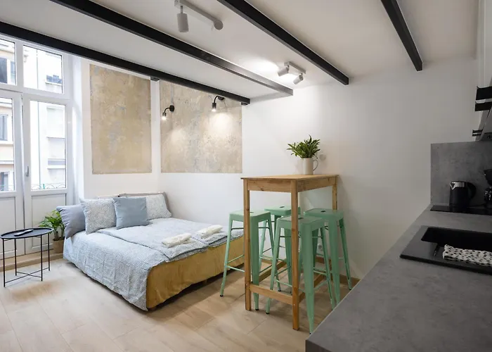 City Center, Modern, Quiet Place By Homeclick
