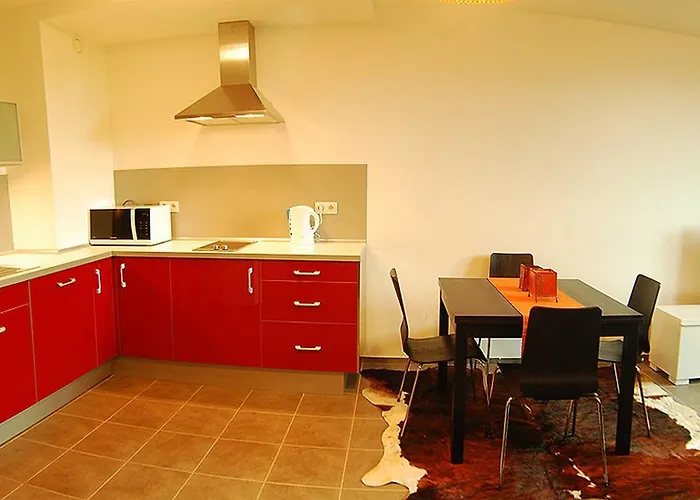 Yourplace Lemon Apartments