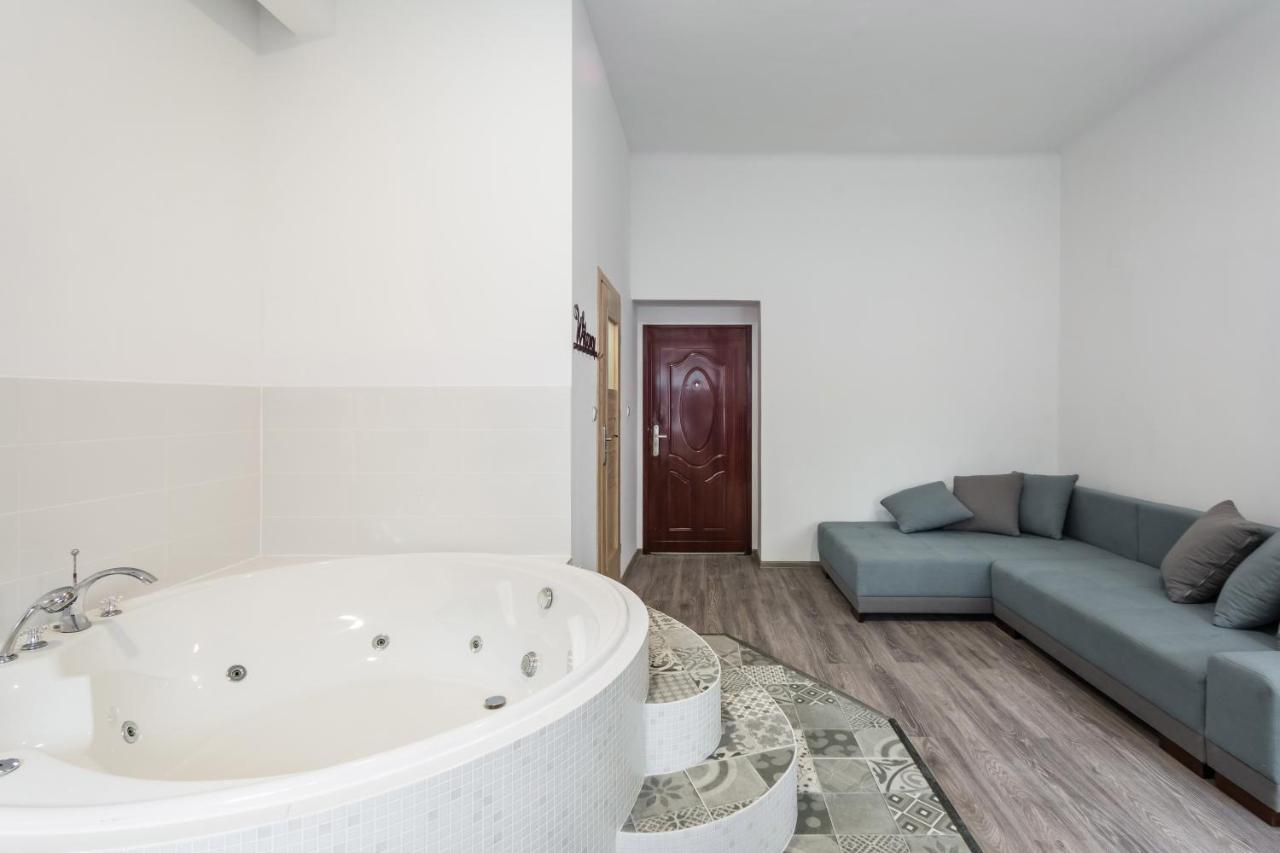 Jacuzzi Jm Wawelofts Apartment Krakow