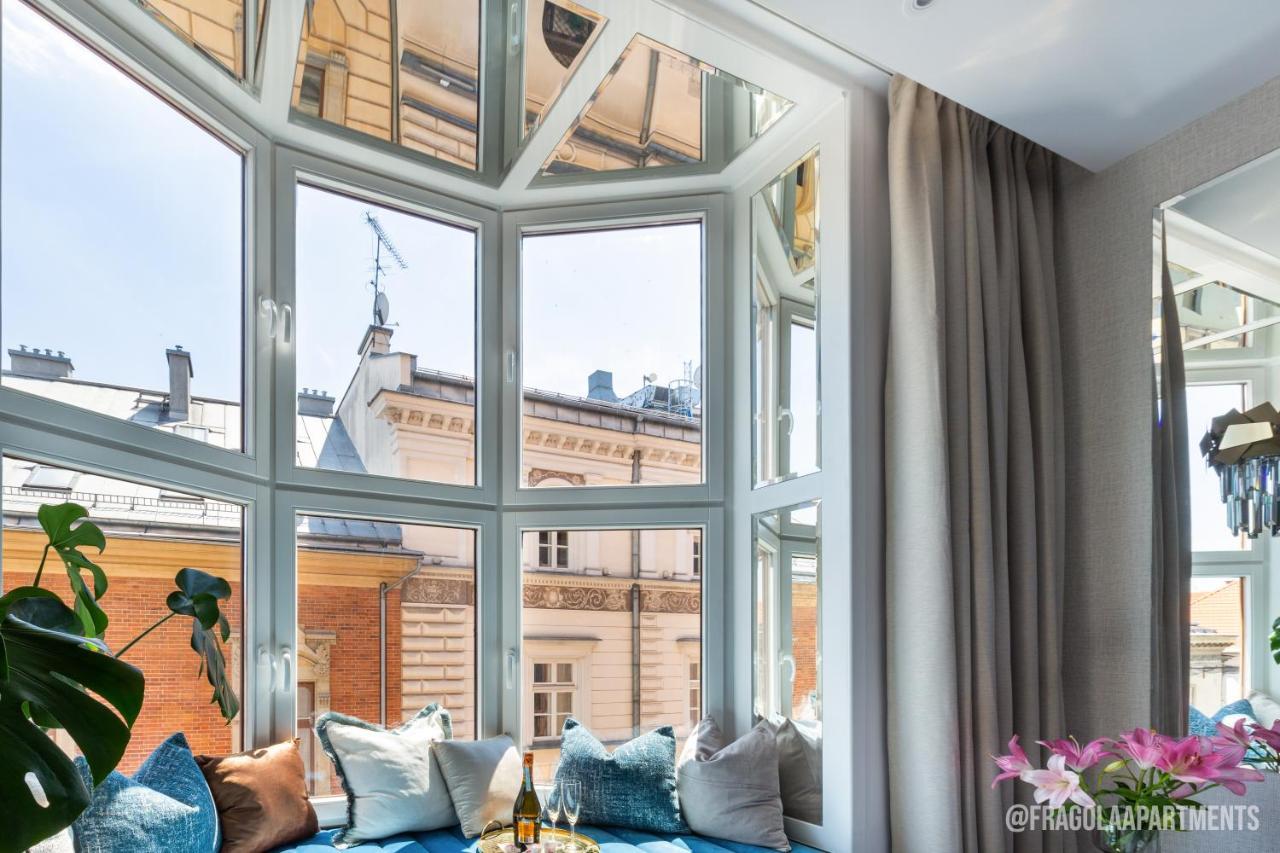 Feniks Fragola Main Square Apartment *