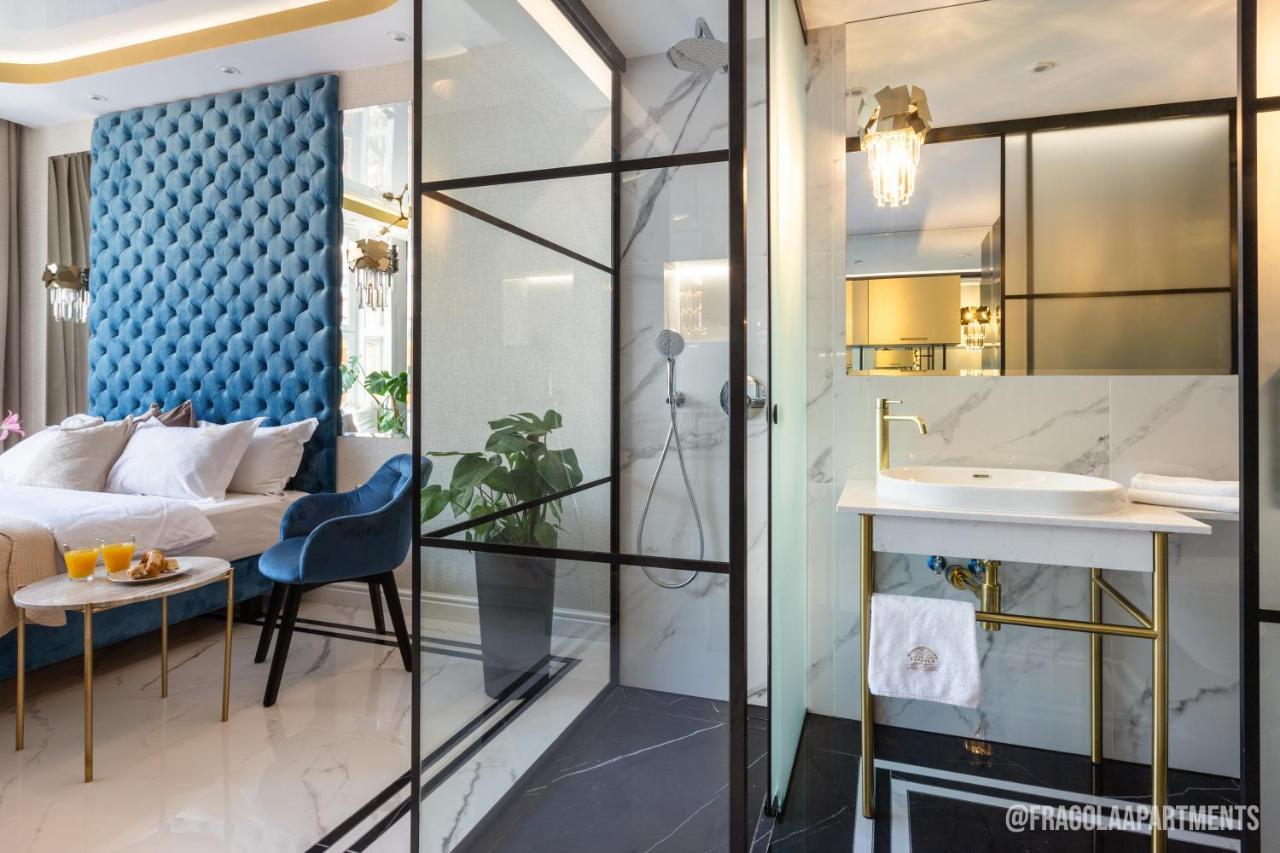 Feniks Fragola Main Square Apartment