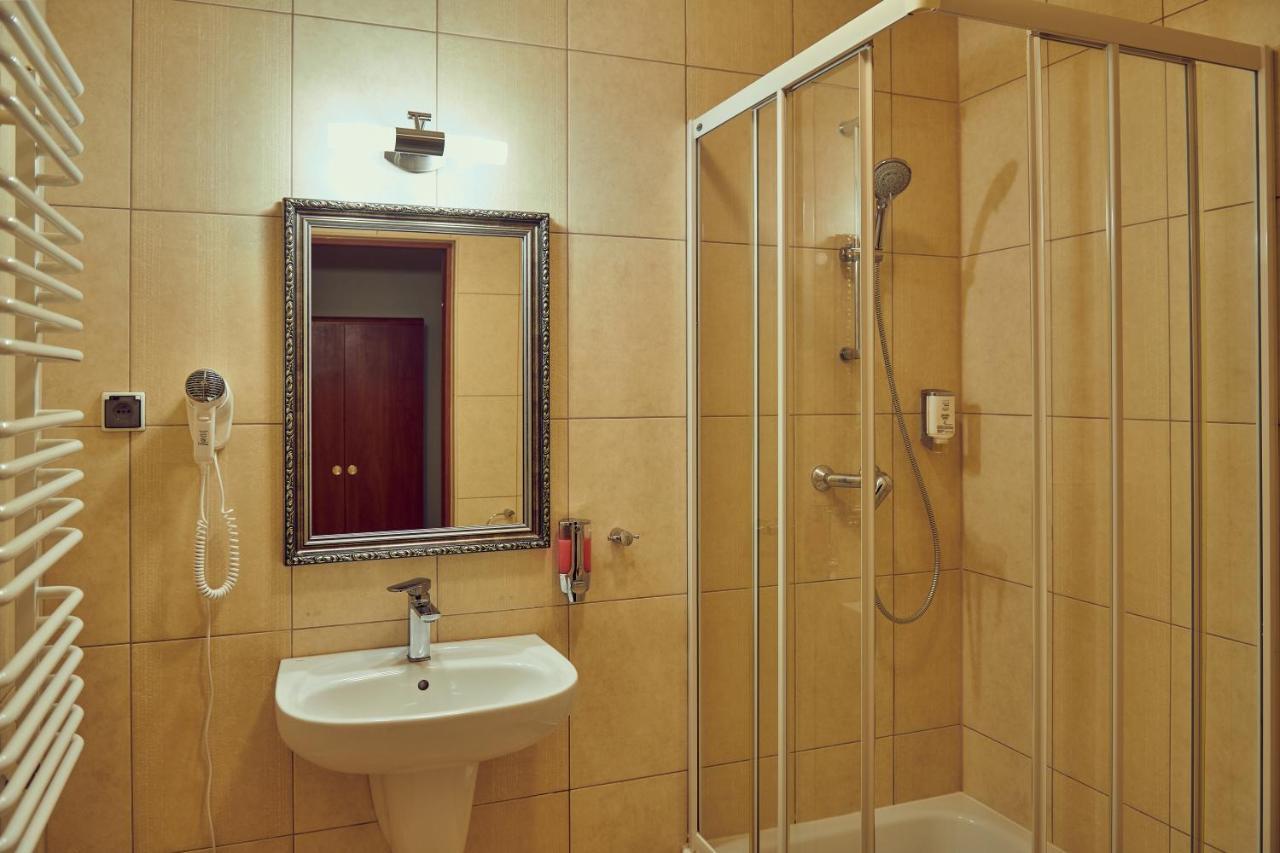Herberg Srebrna Gora 2*
