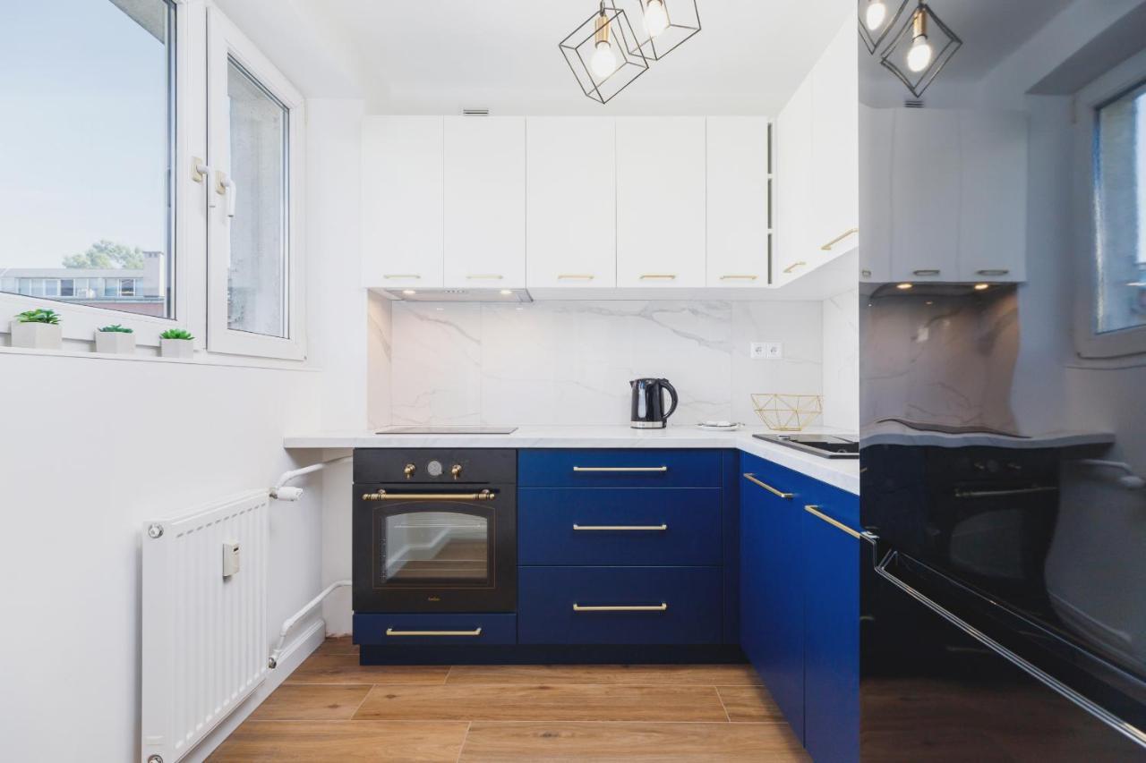 Apartment Przy Bulwarach Wislanych Kosciuszki By Renters *