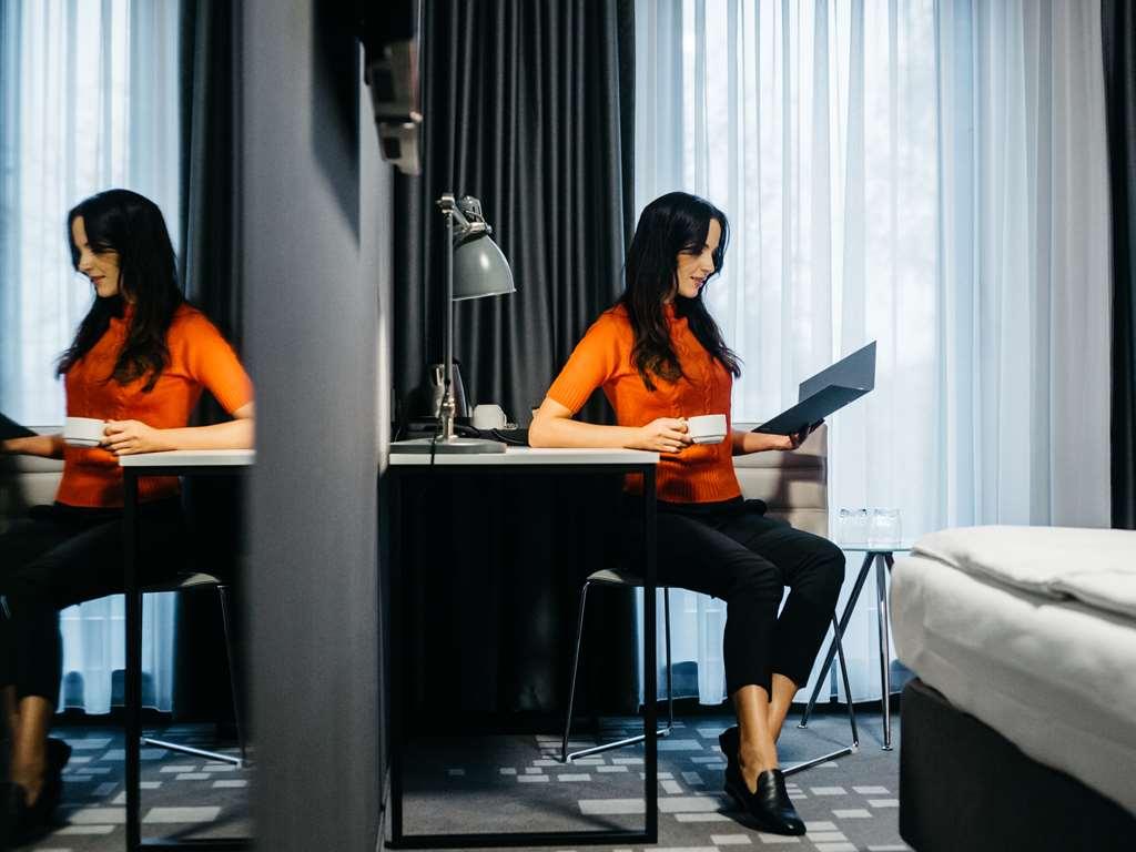 Q Hotel