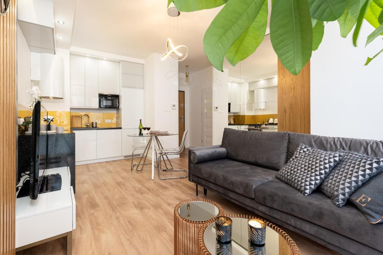 New Apartment, Private Patio Krakow