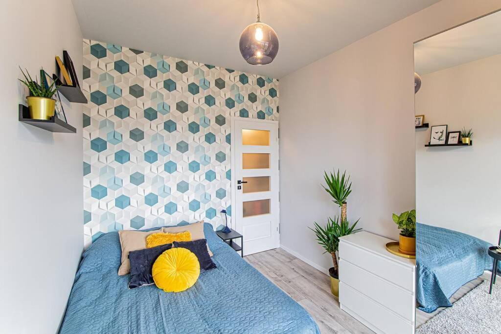 Apartament With Garden Bezplatny Parking !!!