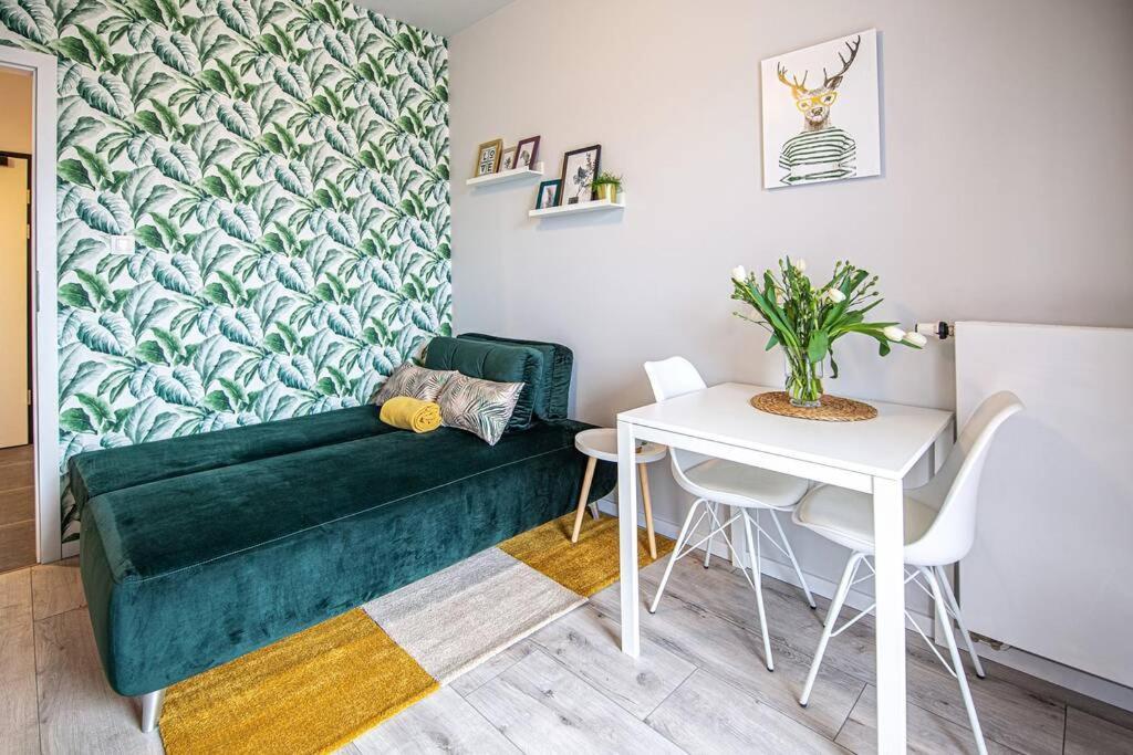 Apartament With Garden Bezplatny Parking !!!