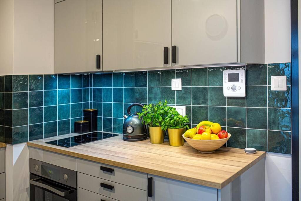 Apartament With Garden Bezplatny Parking !!!