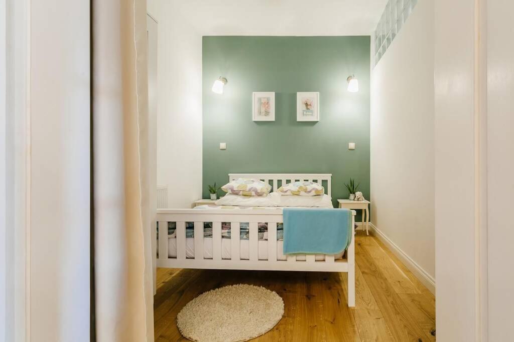 Apartment Old Town Delux