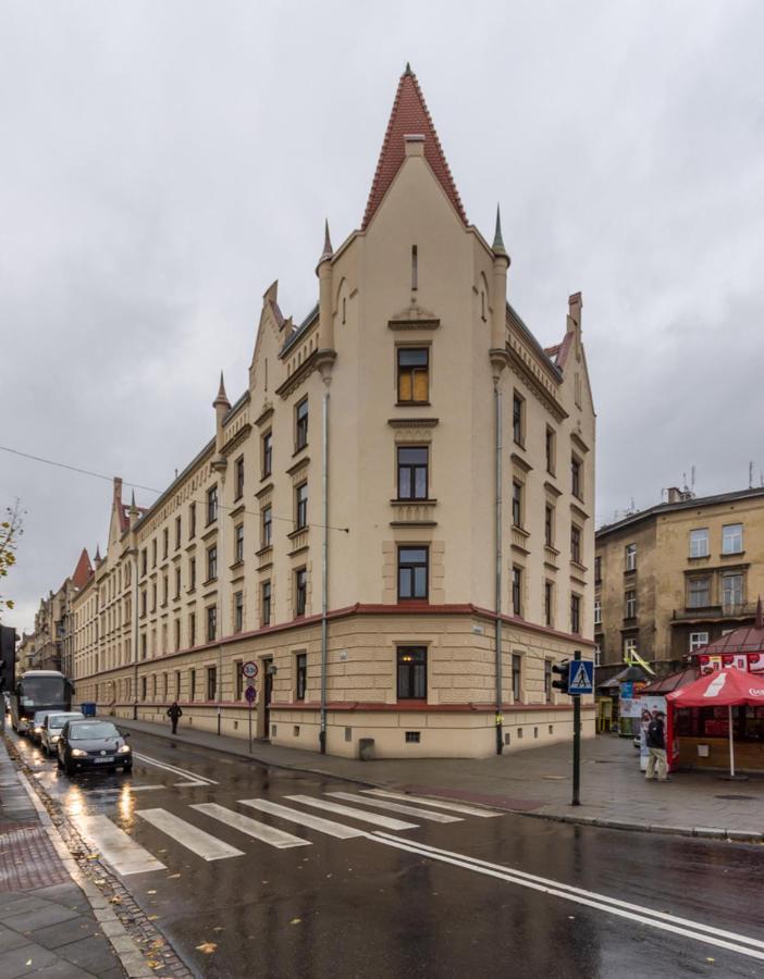 Apartment Old Town Delux *