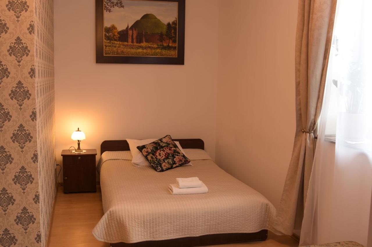 Dworek Zloty Rog I Restauracja 3* Krakow