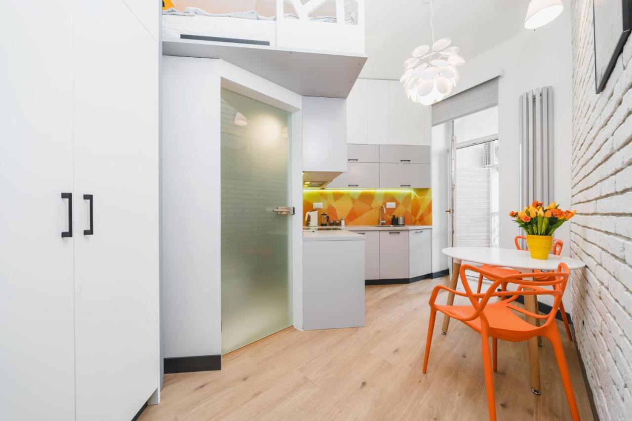 Modern, Well Organised Place In Centre By Homeclick Apartment *