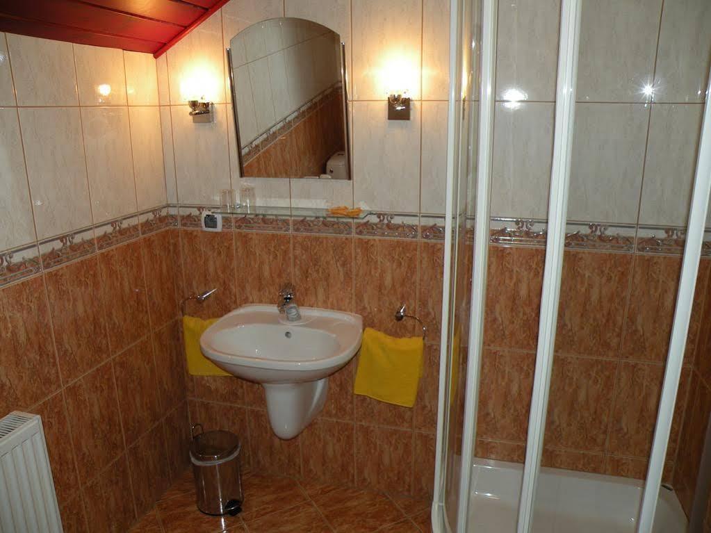 Dom Pod Tujami * Krakow