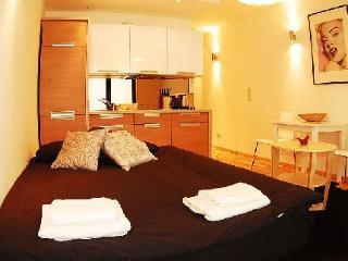Yourplace Lemon Hotel