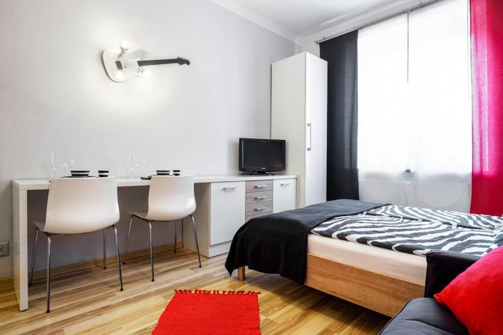 Studio Pomorska , Bezplatny Parking Apartment *