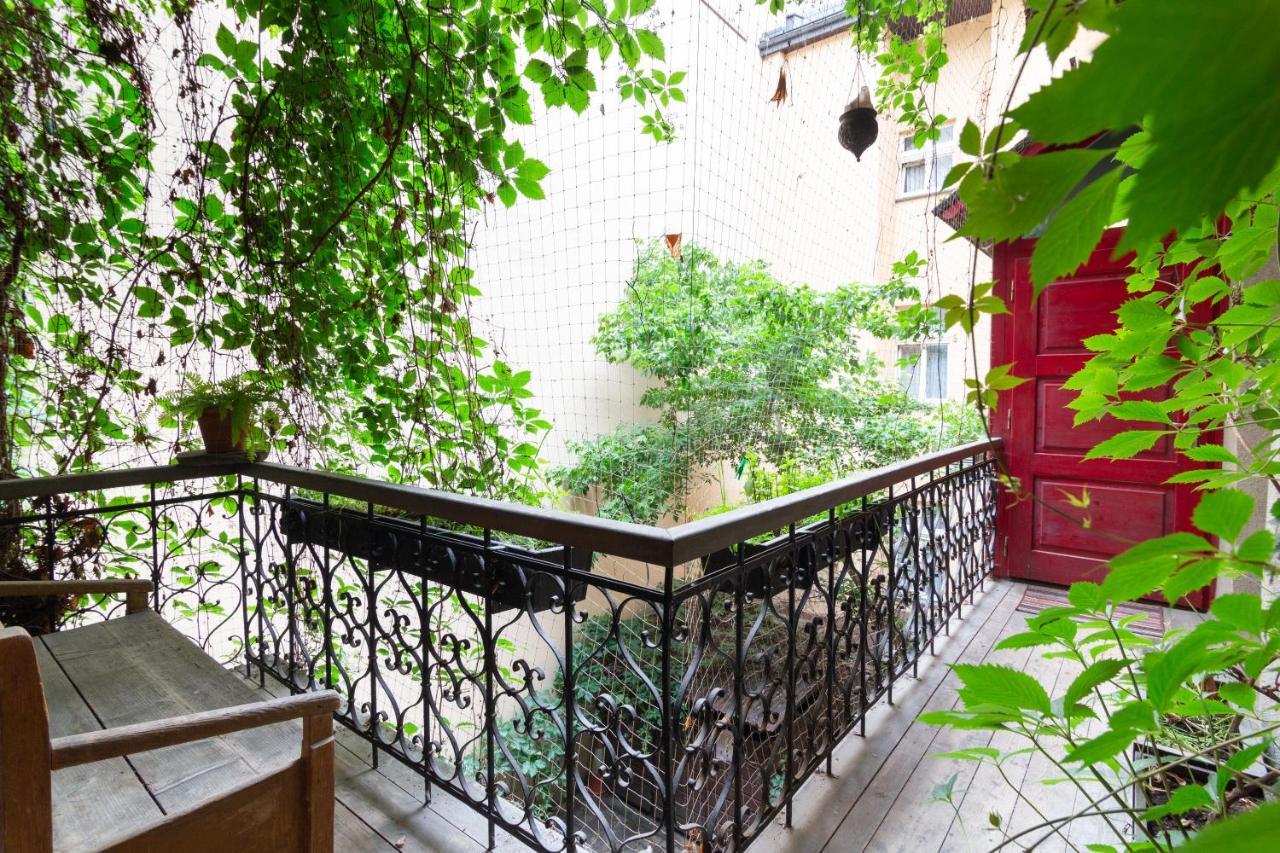 Artistic&cozy In The Old Town Apartment
