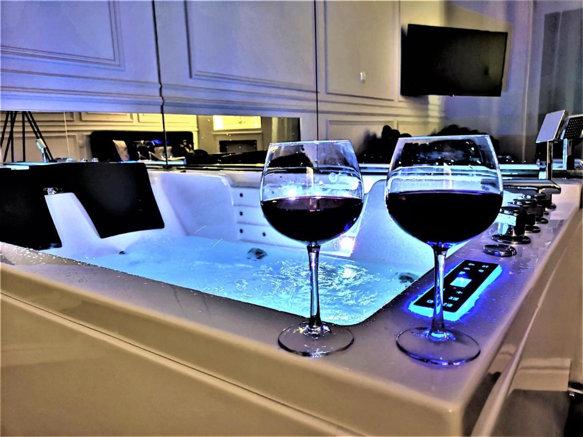 Luxury Jacuzzi