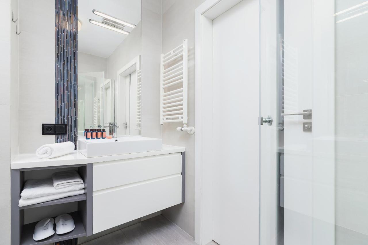 Romanowicza Cracow By Renters Apartment *