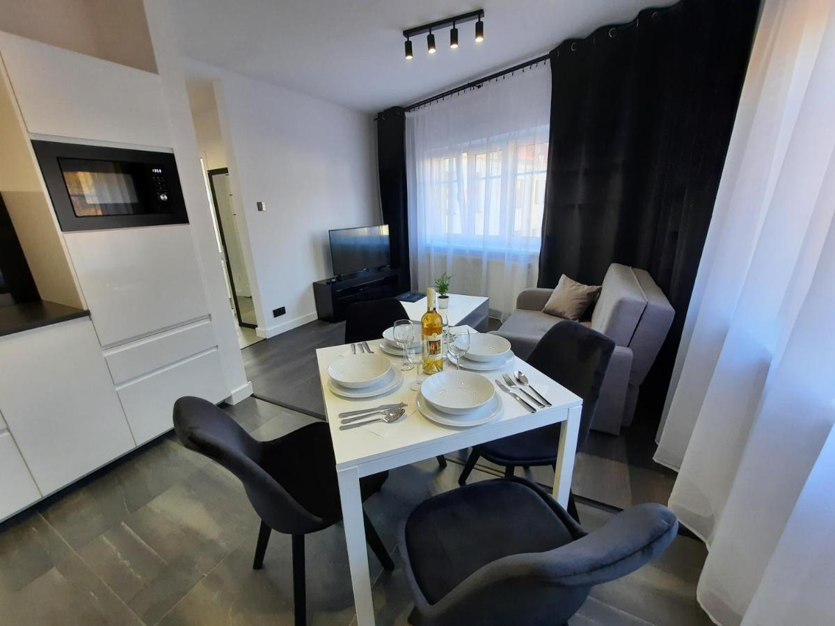 Cracow By Night Appartement *