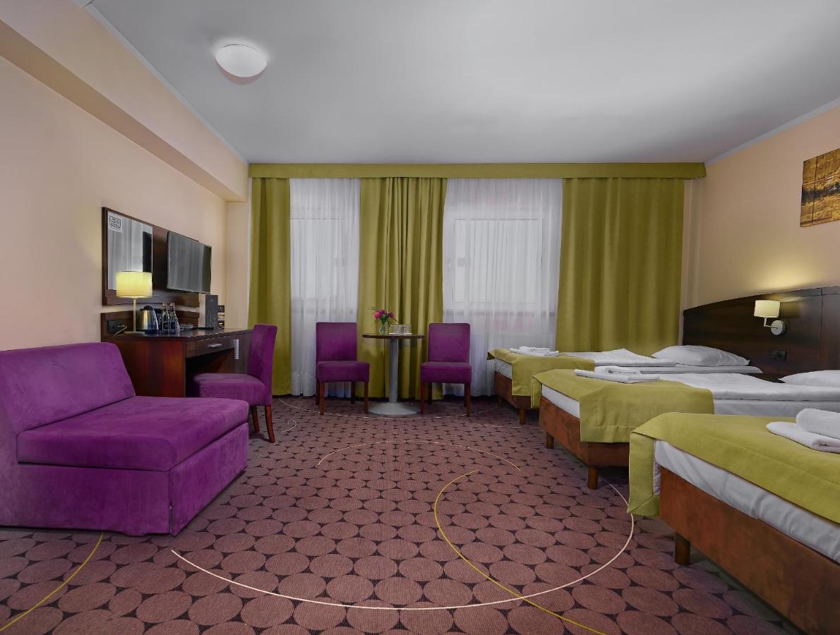 Lumen Aparthotel 3*