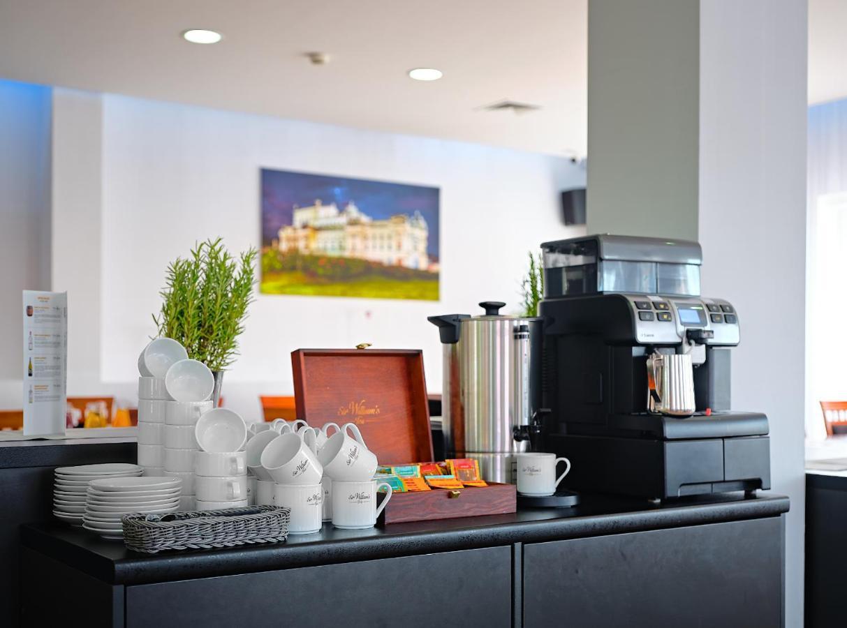 Lumen Aparthotel 3*